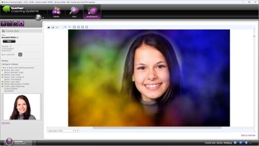 Aura-Foto mit Darstellung der Chakren-Energie im Aura Coach